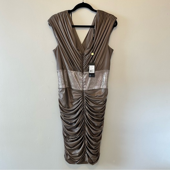 Tadashi Shoji Plus Size Cocktail/Evening Dress in Taupe - Picture 3 of 10